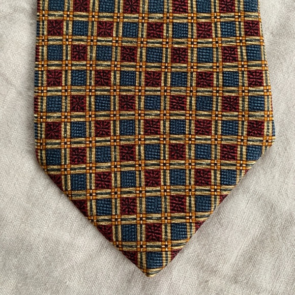 Brook Brothers necktie - Picture 3 of 3
